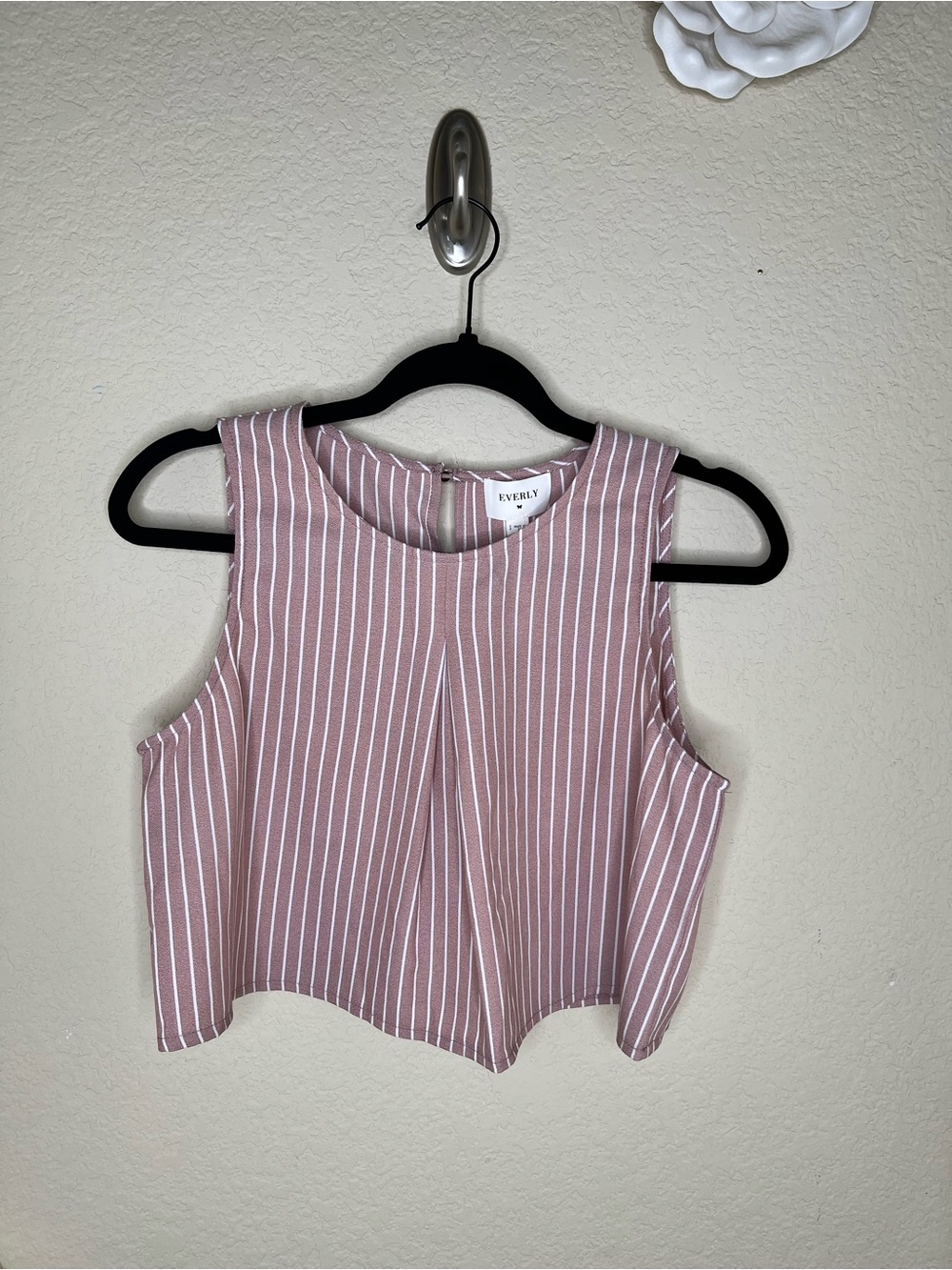 NTM Everly Pink White Stripe Crop Top Faux Pearl Button Back Blouse Small NWOT